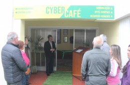 Cyber Café do Clube Brilhante é inaugurado